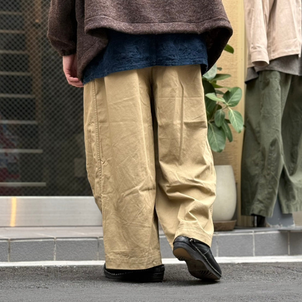 Needles  - H.D. Pant - Military - RW238