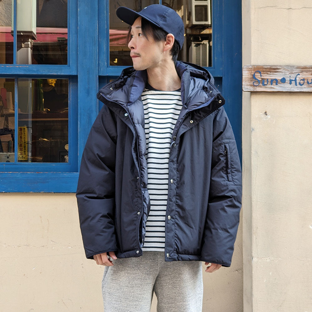 THE NORTH FACE Mountain Short Down Parka