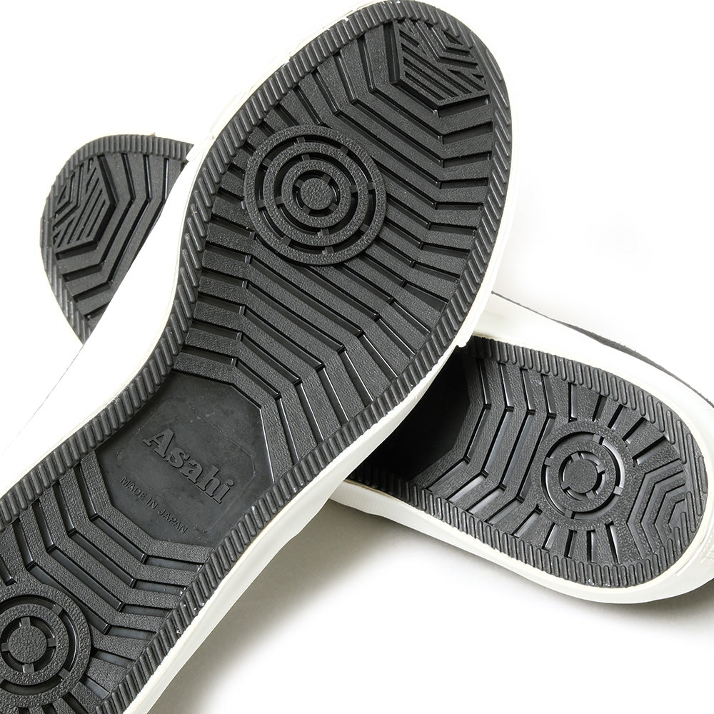 ASAHI - BELTED SLIP-ON SUEDE - Black - KF20692-1