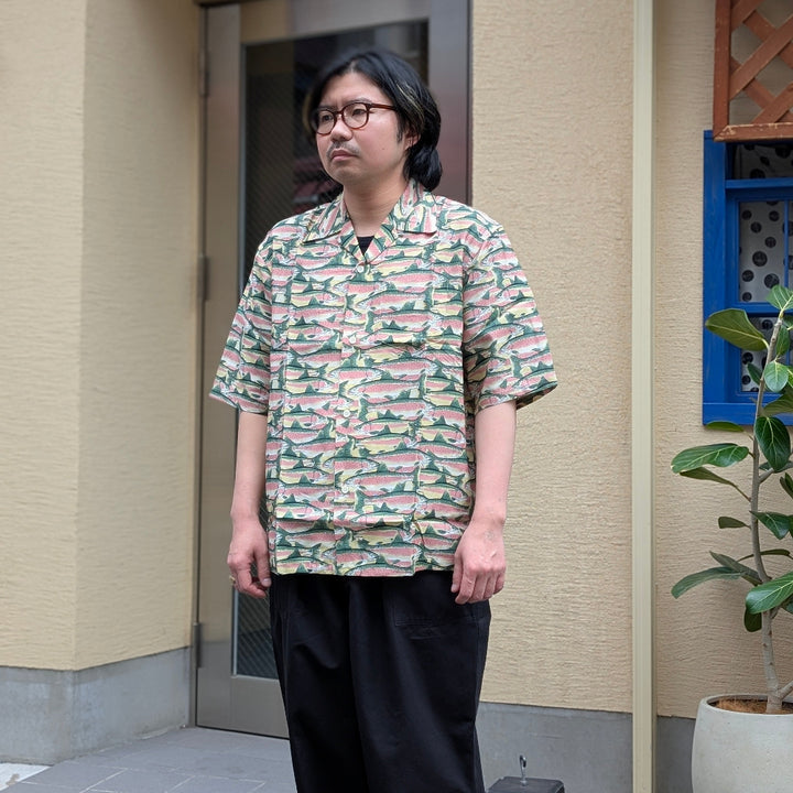 SOUTH2 WEST8 - S/S Open Collar Shirt - Trout - SX676