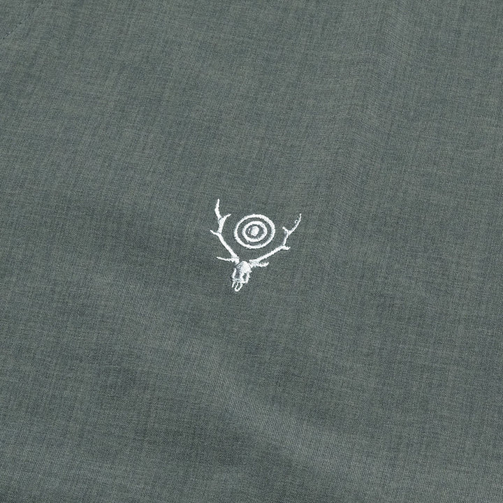 SOUTH2 WEST8 - V-Neck Cardigan - Poly Oxford - SX662