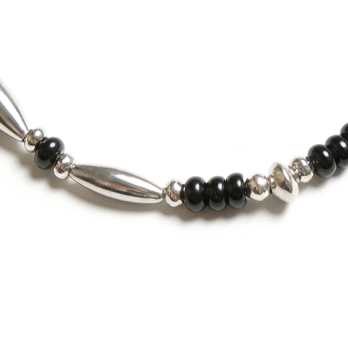 SUN HOUSE - Exclusive】SunKu - Pipe Beads Bracelet - Onyx - SKSH26