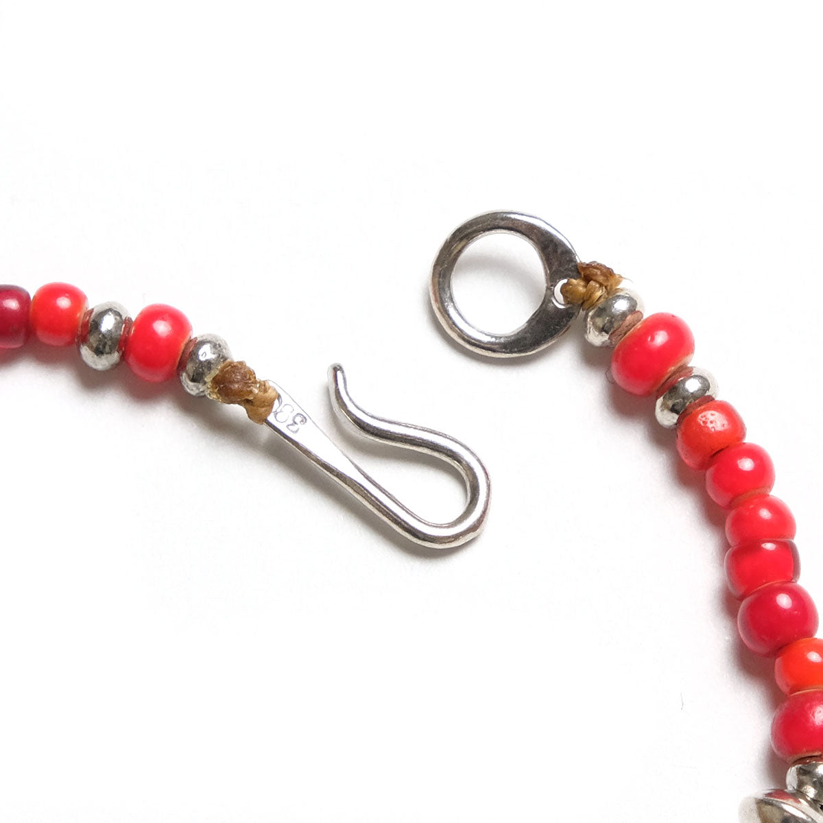 SUN HOUSE - Exclusive】SunKu - Pipe Beads Bracelet - White heart