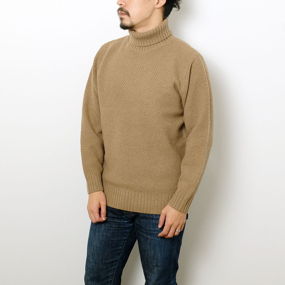 BURGUS PLUS - Wool Turtle Neck Sweater -
