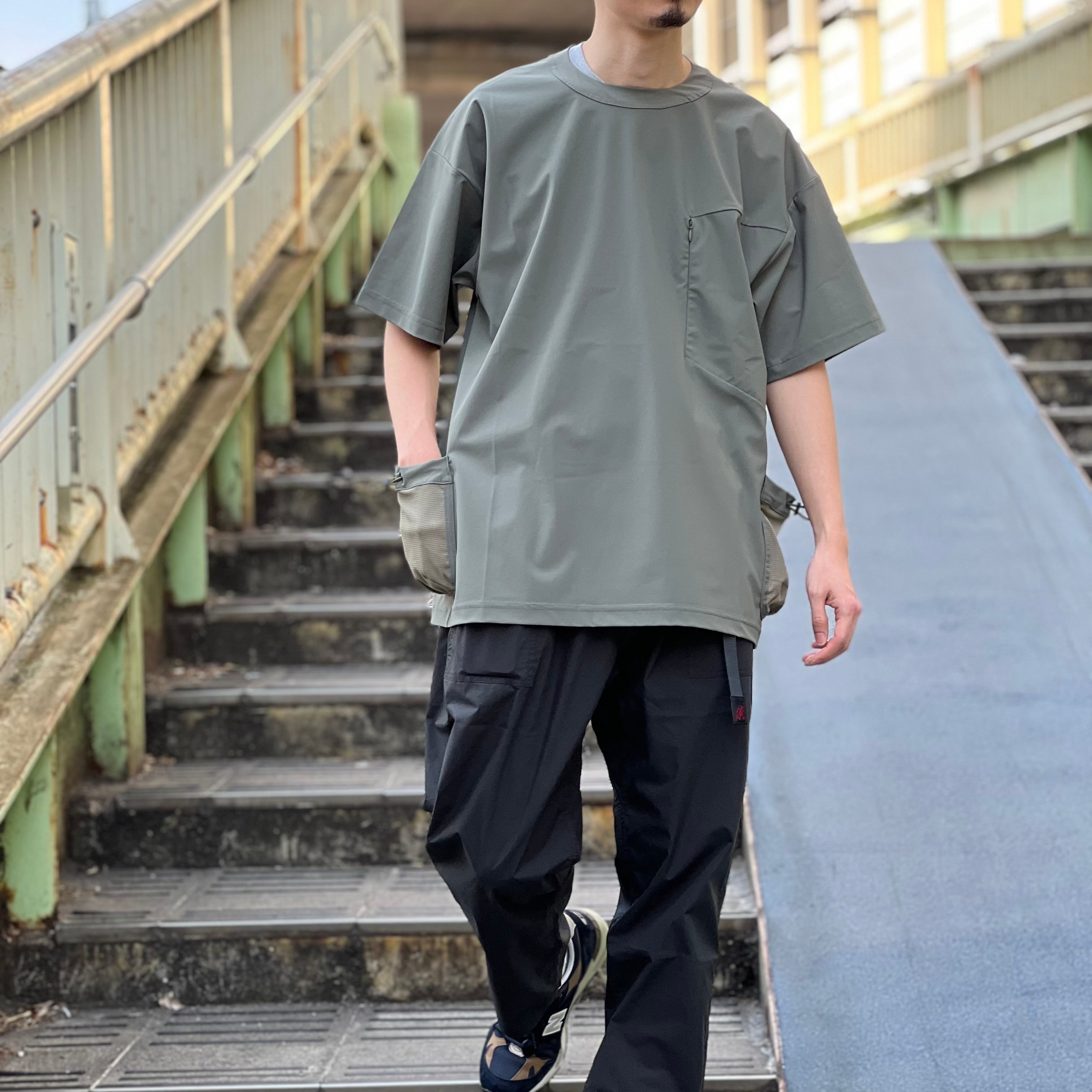 F/CE. - SIDE POCKET COOL TOUCH TEE