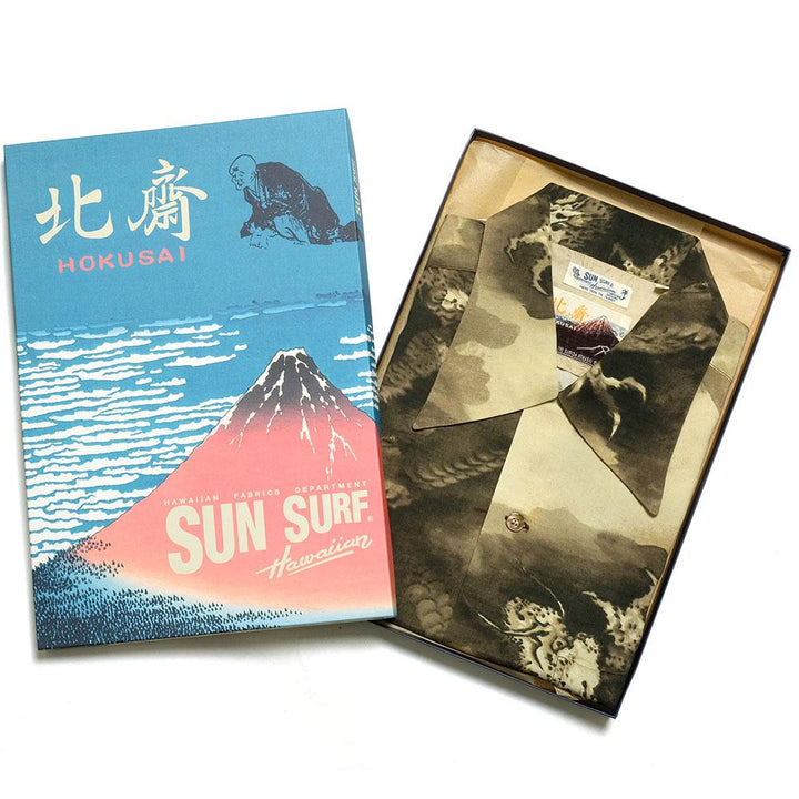SUN SURF × National Treasure of Japan<br>KATSUSHIKA HOKUSAI<br>" SPECIAL EDITION “富士越龍図(Fuji-Koshi-Ryu-zu)”